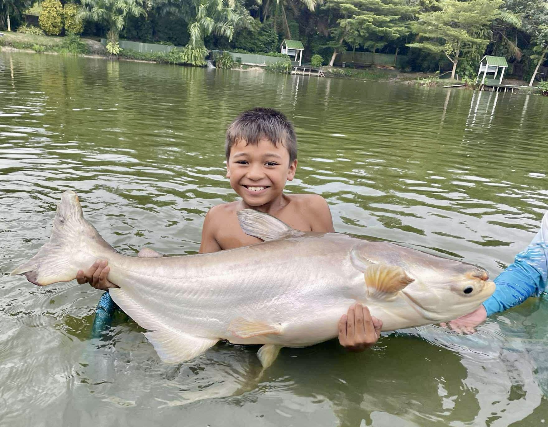 e94c4f95e78cf7bdf8bdffad89855da5